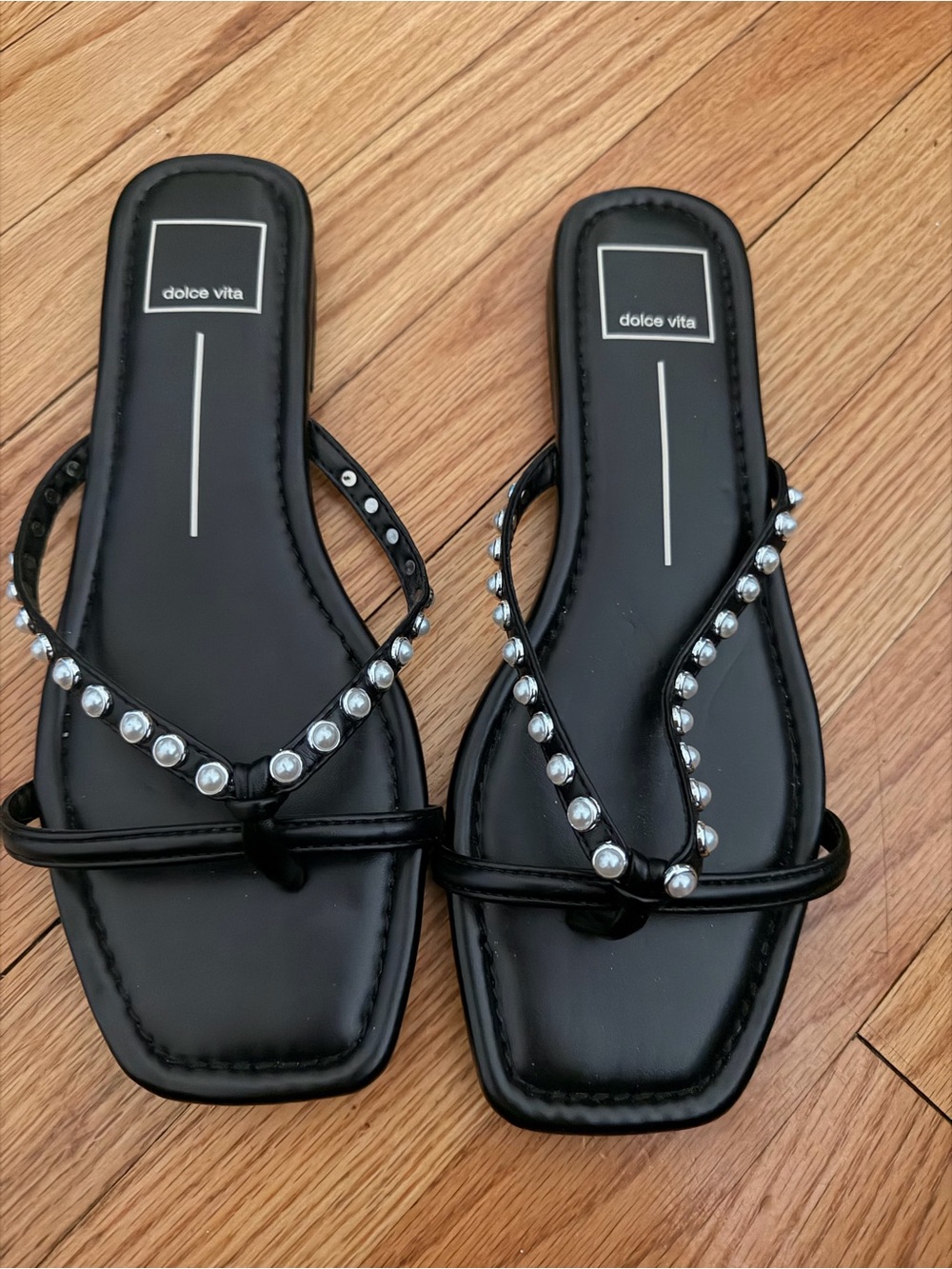 Dolce Vita Black Pearl-Embellished Thong Sandals
